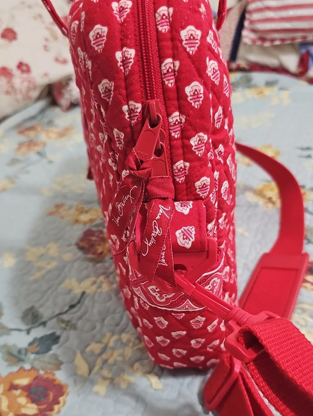 Vera Bradley Laptop Bag, School Bag, Crafts & Books Bag. Washable. Aprox 11